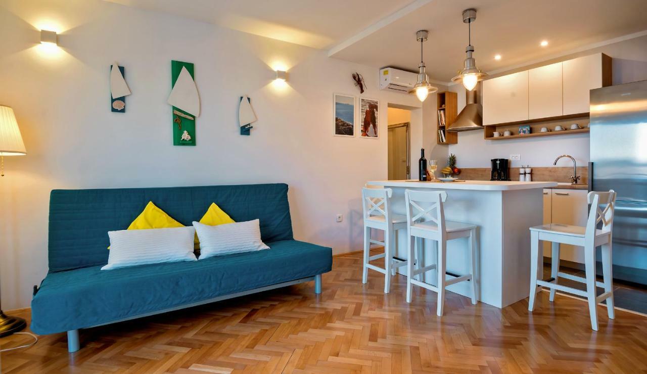Casa Katalina Apartment Komiza Luaran gambar