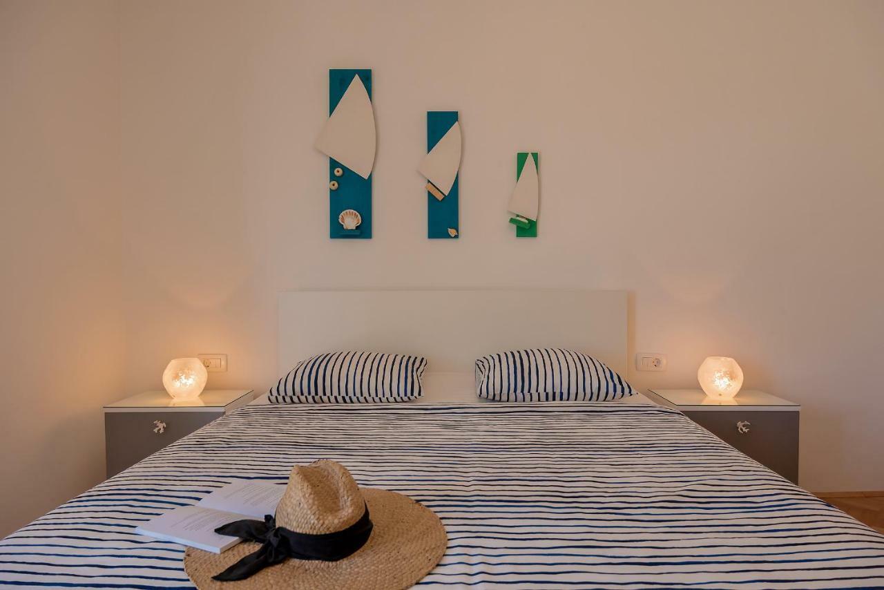 Casa Katalina Apartment Komiza Luaran gambar