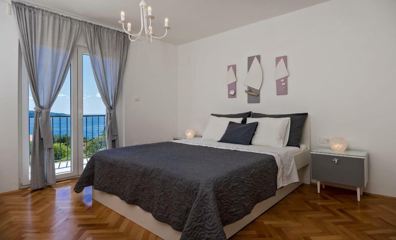 Casa Katalina Apartment Komiza Luaran gambar